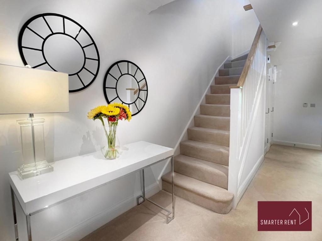 Maidenhead, Leander - 3 Bedroom - Parking & Garden Екстер'єр фото
