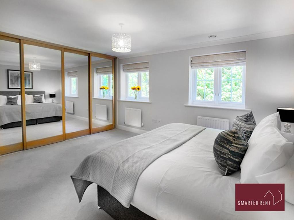 Maidenhead, Leander - 3 Bedroom - Parking & Garden Екстер'єр фото
